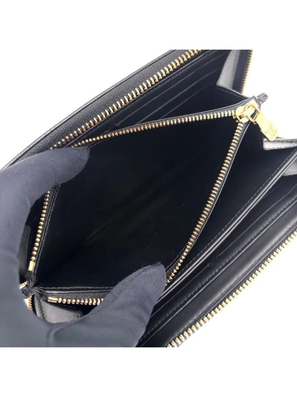 Louis Vuitton sheep reluxe